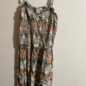 Rue21 Floral green‎ Sundress with removable straps size large